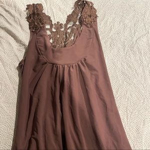 Wet seal crocheted back tank top